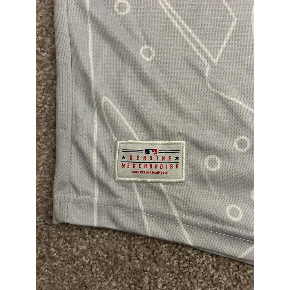 SportsCrate New York Yankees Baseball Shirt Mens Large Grey‎ Navy Excellent MLB